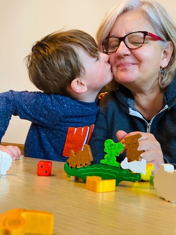 HABA Spel 'Tier auf Tier' in Gemengde kleuren