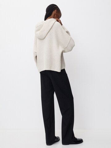 Pull&Bear Pullover in Beige