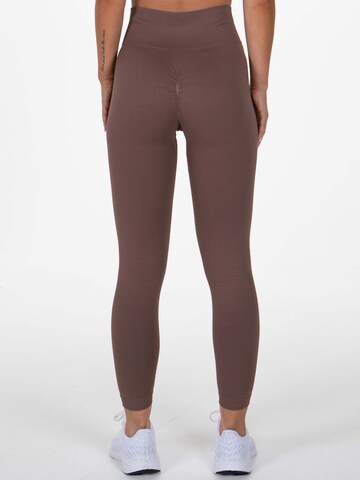 Divina Slimfit Sporthose in Braun