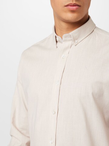 Clean Cut Copenhagen Regular Fit Skjorte i beige