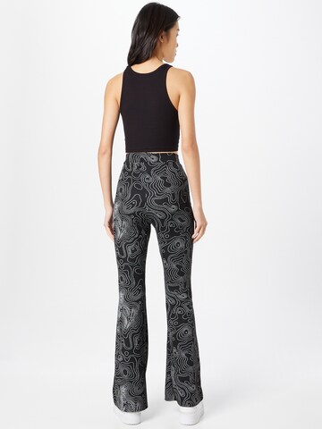 évasé Pantalon River Island en noir