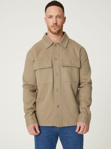 Coupe regular Chemise 'Arvid' DAN FOX APPAREL en marron : devant