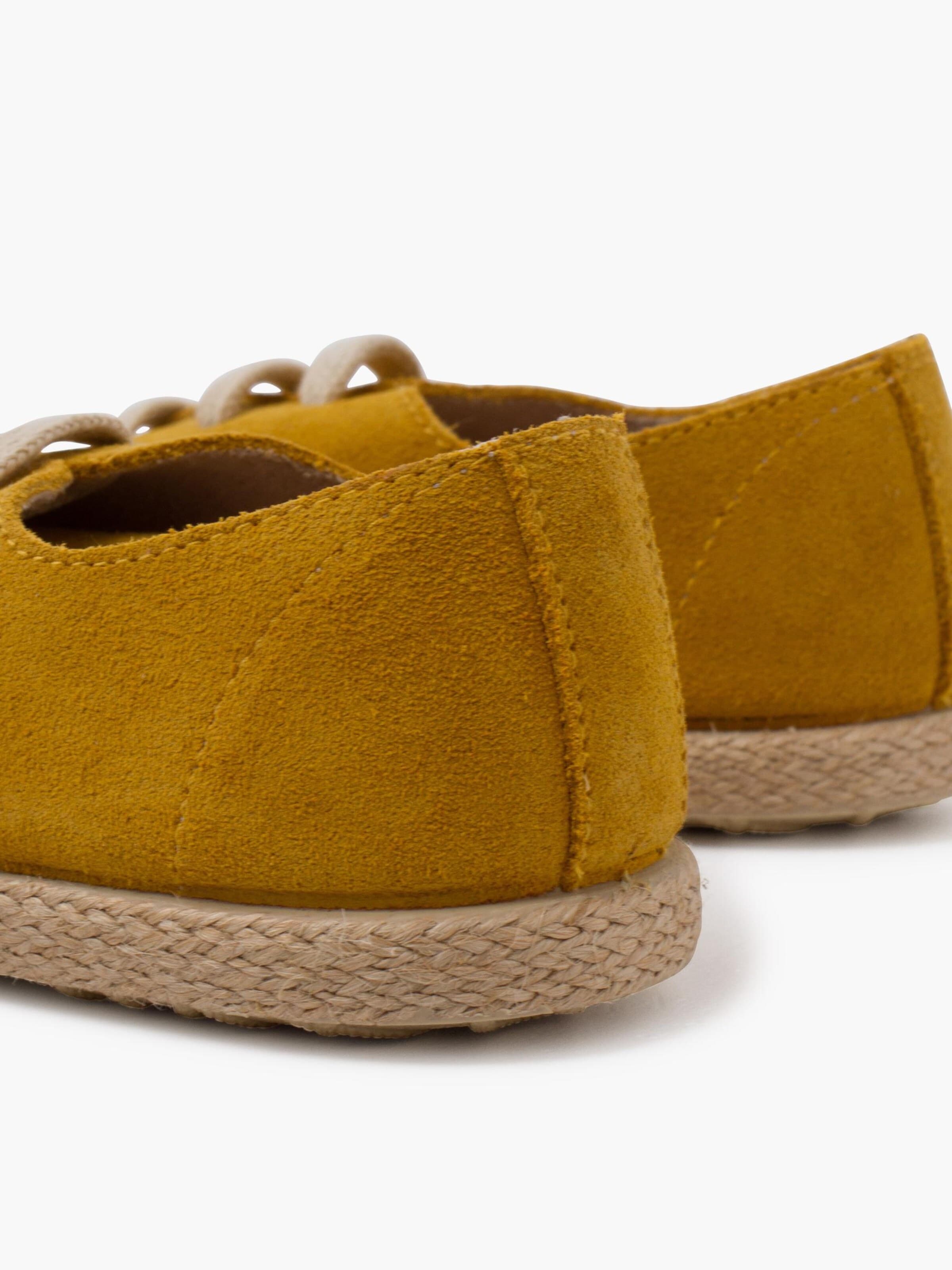 Pisamonas - Sapatilhas em amarelo