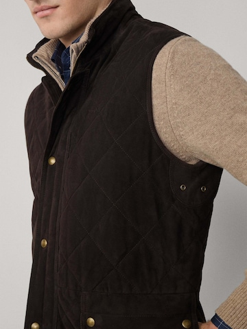 Hackett London Bodywarmer in Bruin