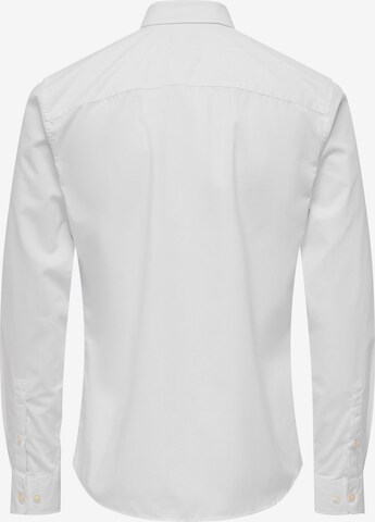 Coupe slim Chemise 'SKY' Only & Sons en blanc