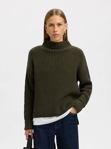 SELECTED Sweater 'SLFSelma Sus' in Green: front