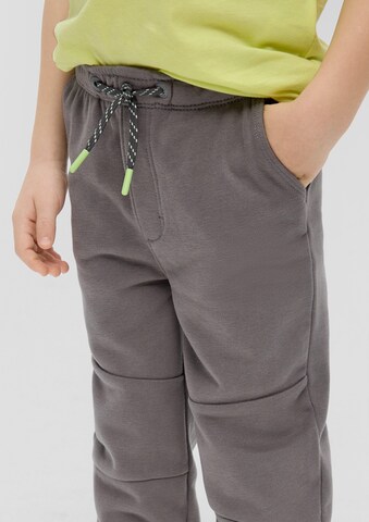 Tapered Pantaloni di s.Oliver in grigio