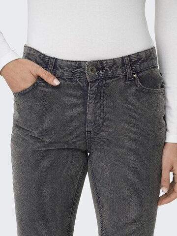 ONLY regular Jeans i sort