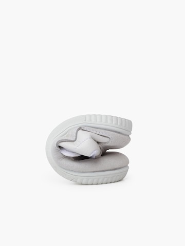 Sneaker di Pisamonas in bianco