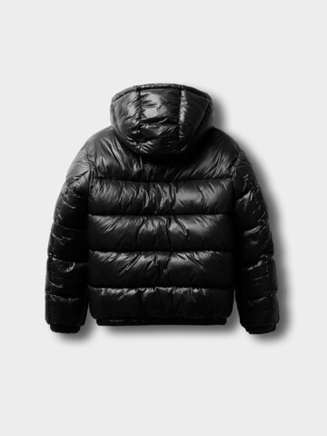 Burocs Winter Jacket in Black