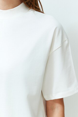 T-shirt Trendyol en blanc