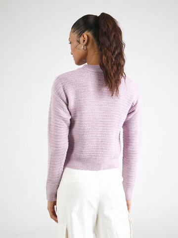 ABOUT YOU Pullover 'Nicola' i lilla