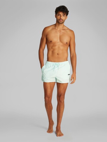 Pantaloncini da bagno 'RUNNER' di Calvin Klein Swimwear in verde