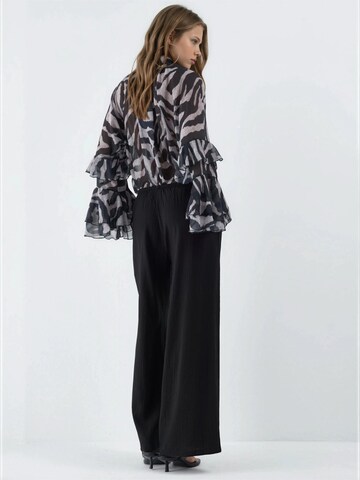Busem Wide Leg Hose in Schwarz