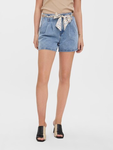 VERO MODA Regular Shorts 'Leelah' in Blau: predná strana