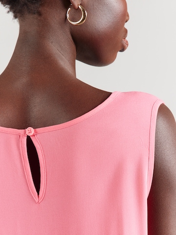 Sublevel Dress in Pink