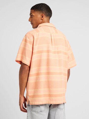 WRANGLER Comfort Fit Skjorte 'SS RESORT SHIRT' i orange