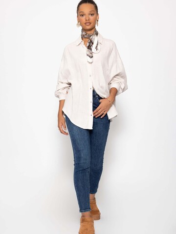 SASSYCLASSY Bluse 'kürzere Variante' in Beige