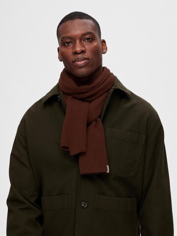 SELECTED HOMME Scarf in Red: front