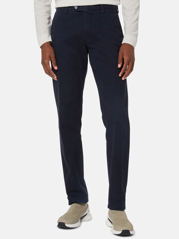 Coupe slim Pantalon chino Boggi Milano en bleu : devant