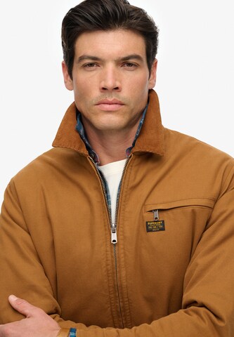 Superdry & Co Tussenjas in Bruin