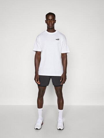 PUMA Λειτουργικό μπλουζάκι 'ESS No. 1' σε λευκό