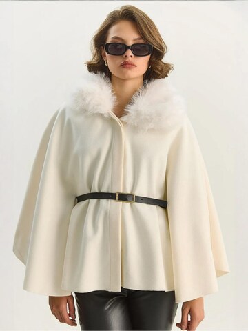 Bianco Lucci - Sobretudo meia-estação em bege: frente