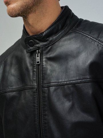 Salsa Jeans Tussenjas in Zwart