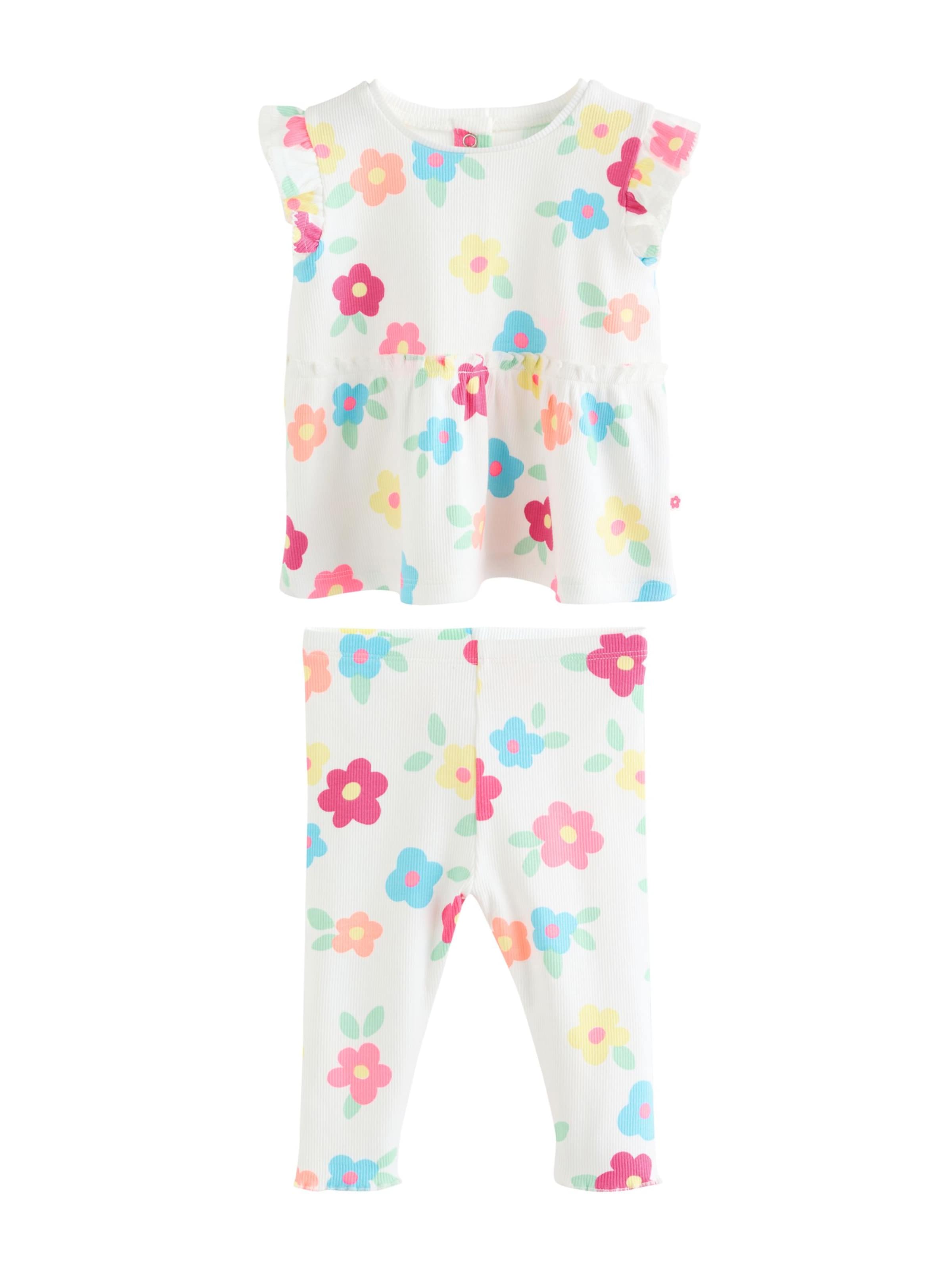 balts Next Komplekts: no priekšpuses