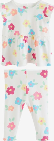 Next Setti värissä valkoinen: etupuoli