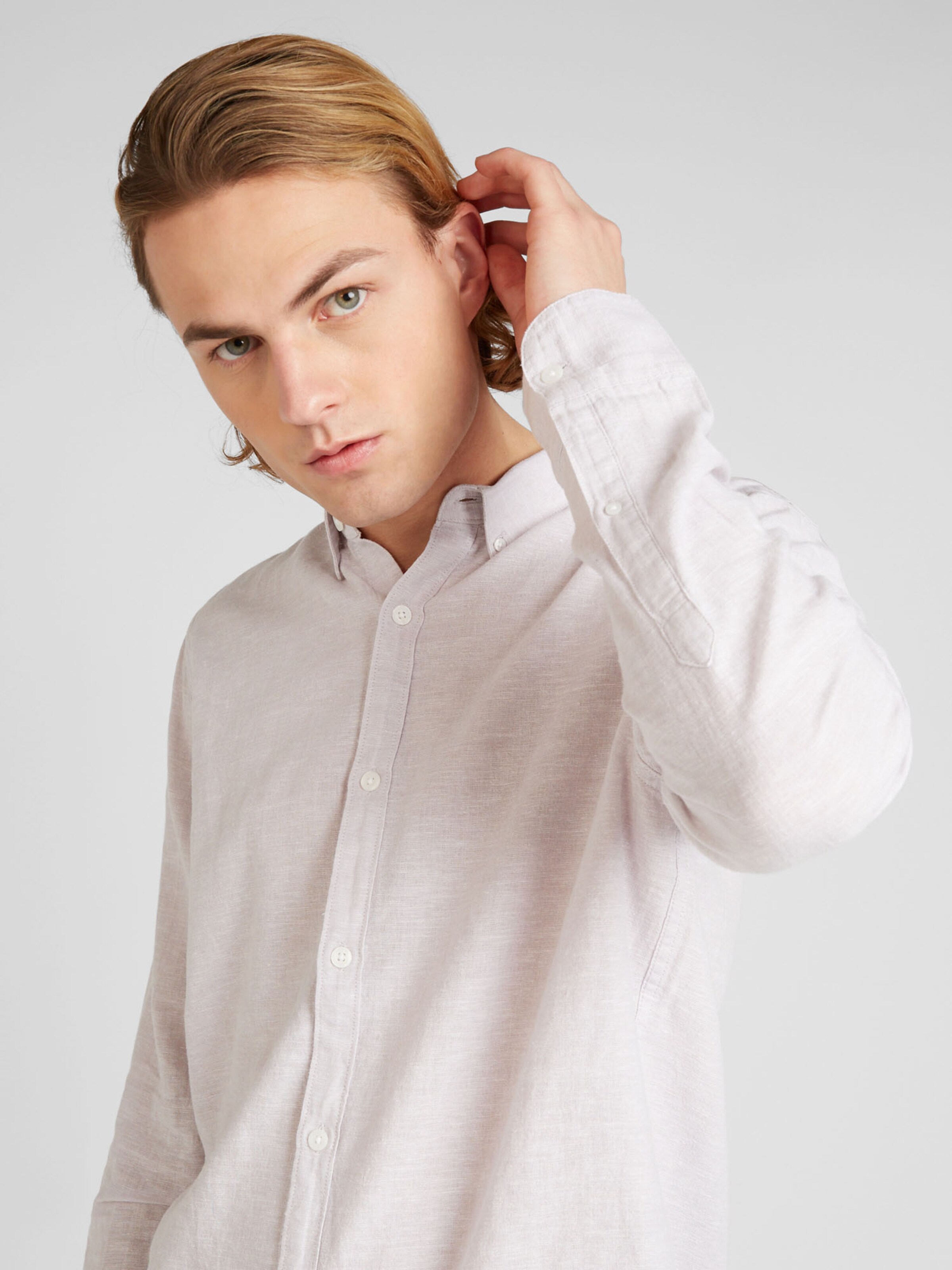 HOLLISTER Regular fit Button Up Shirt in Pastel Purple ABOUT YOU