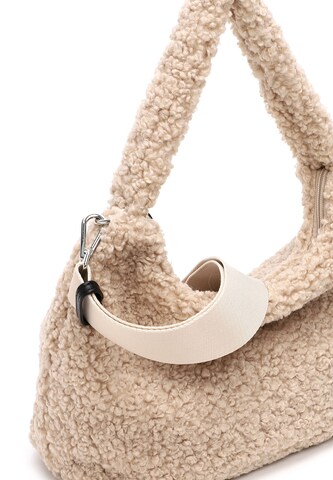 Emily & Noah Beutel 'E&N Cergy RUE 09' in Beige