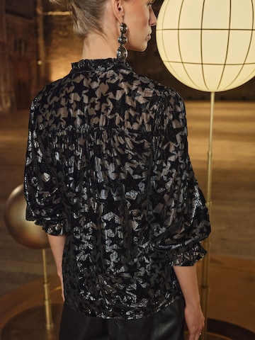 love & roses Blouse in Zwart