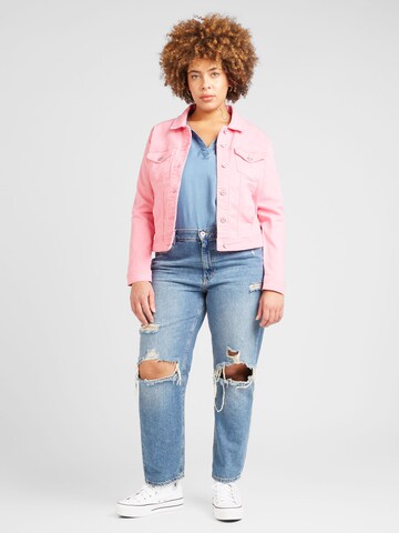 Veste mi-saison 'WESPA' ONLY Carmakoma en rose