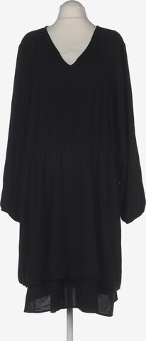 ONLY Carmakoma Kleid 7XL in Schwarz: Vorderseite