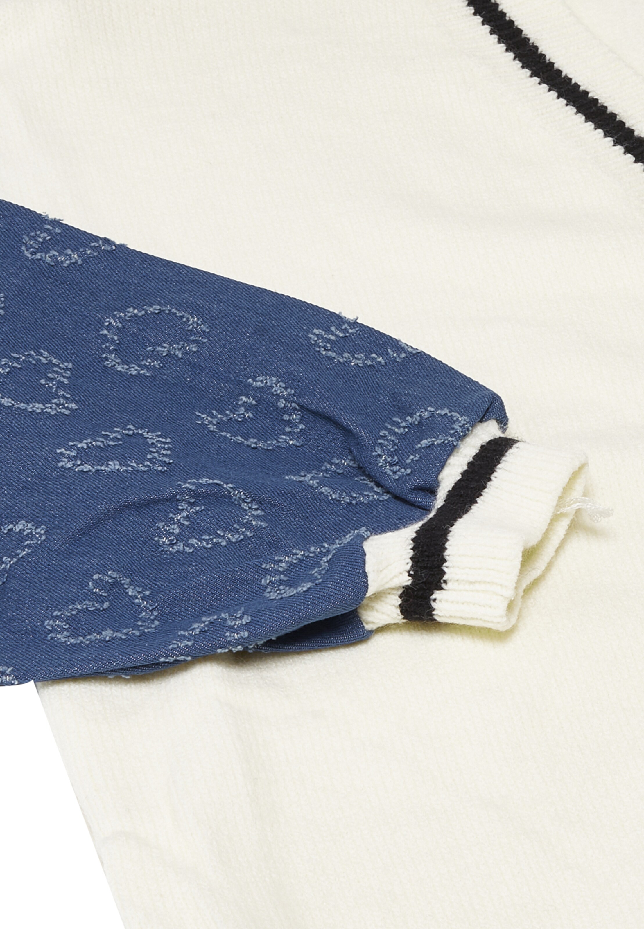 SANIKA - Casaco de malha em branco