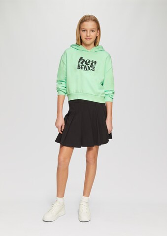 s.Oliver Sweatshirt in Green