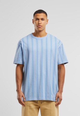 T-Shirt Urban Classics en bleu : devant
