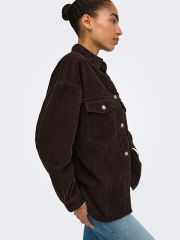 ONLY - Blusa 'ONLTiggy' en marrón