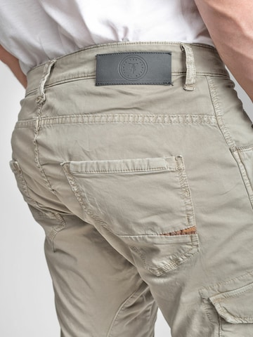 Effilé Pantalon cargo Le Temps Des Cerises en gris