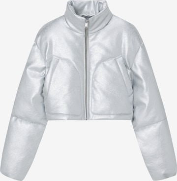 Pull&Bear Prehodna jakna | srebrna barva: sprednja stran