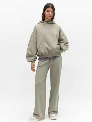 Pull&Bear Sweatshirt 'PACIFIC 95' i grøn
