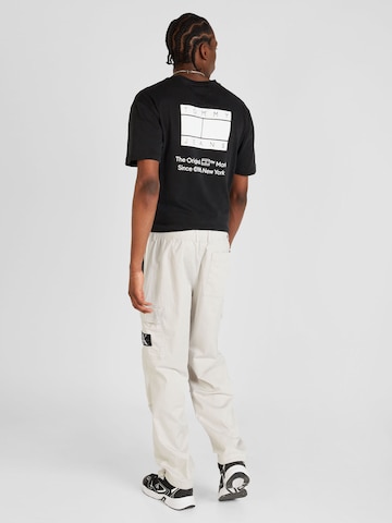 Calvin Klein Jeans Loosefit Cargobukse i grå