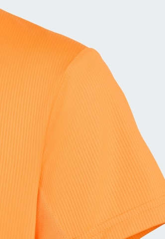 ADIDAS PERFORMANCE - Camiseta funcional 'FreeLift' en naranja