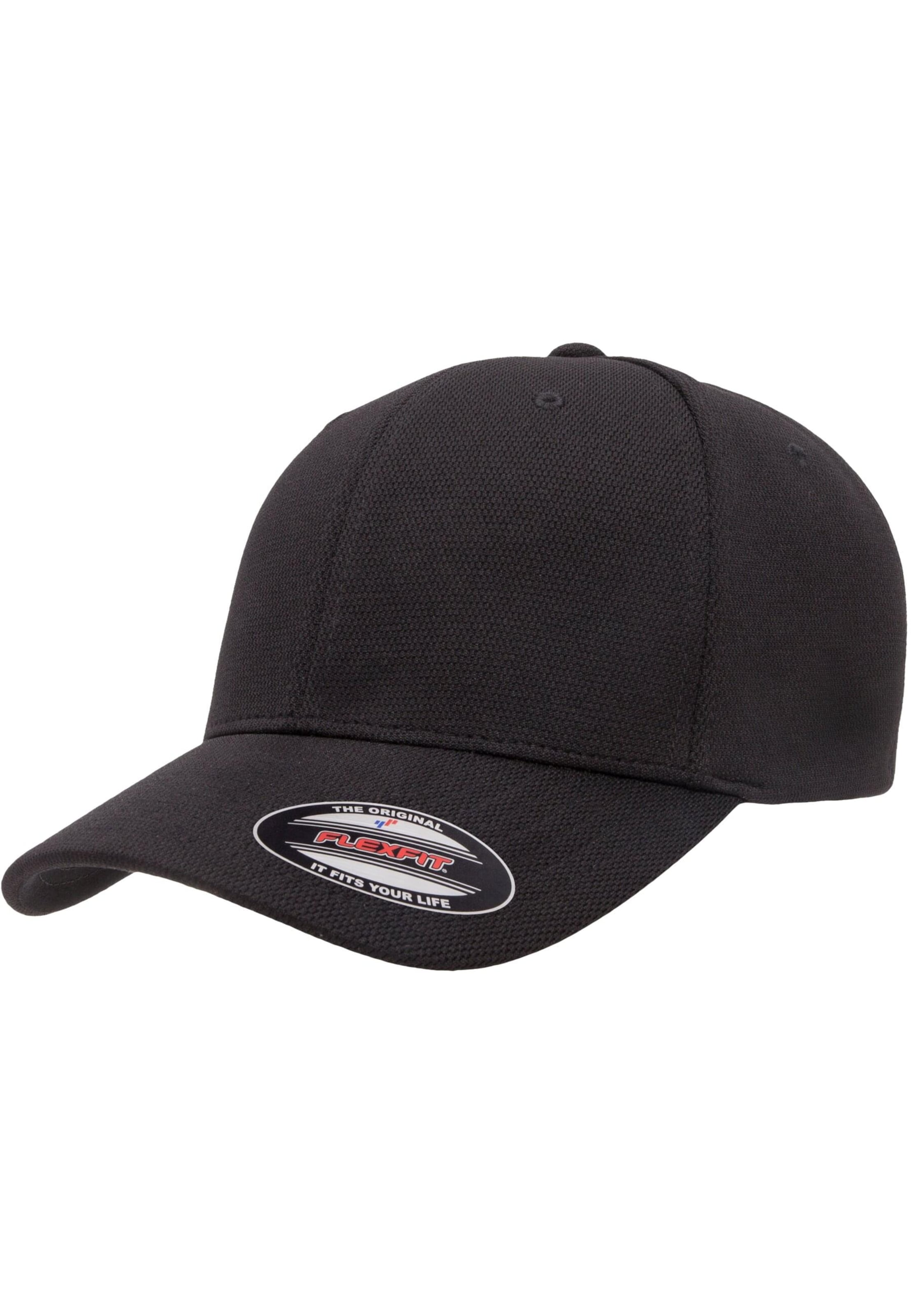 Flexfit Cap 'Cool & Dry' in Schwarz: Vorderseite