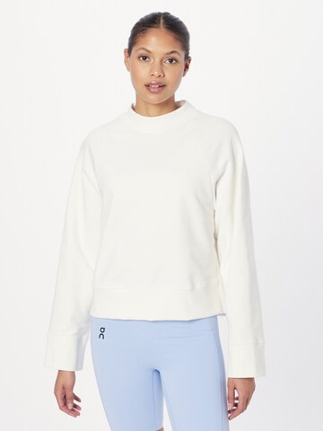 On Sweatshirt in White: front