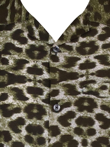 Regular fit Camicia 'Leopard' di King Kameha in marrone