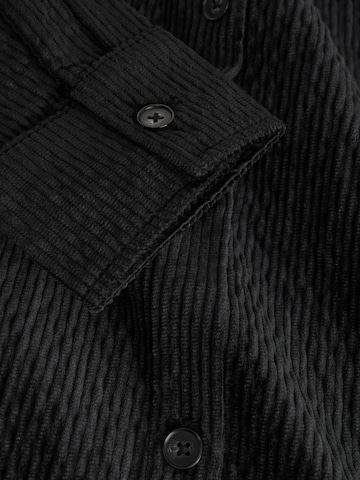 Next - Blusa en negro
