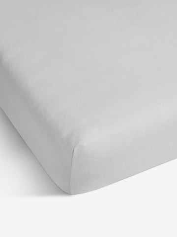Aspero Bed Sheet in White: front