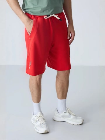 Regular Pantalon Tommy Life en rouge